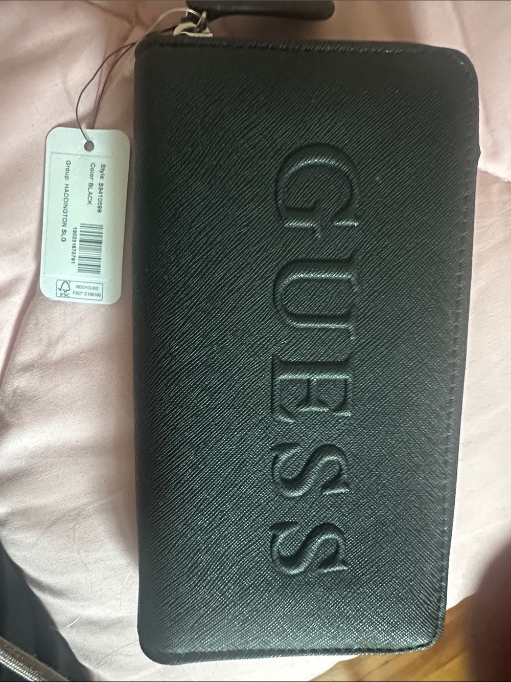 GUESS Wallet